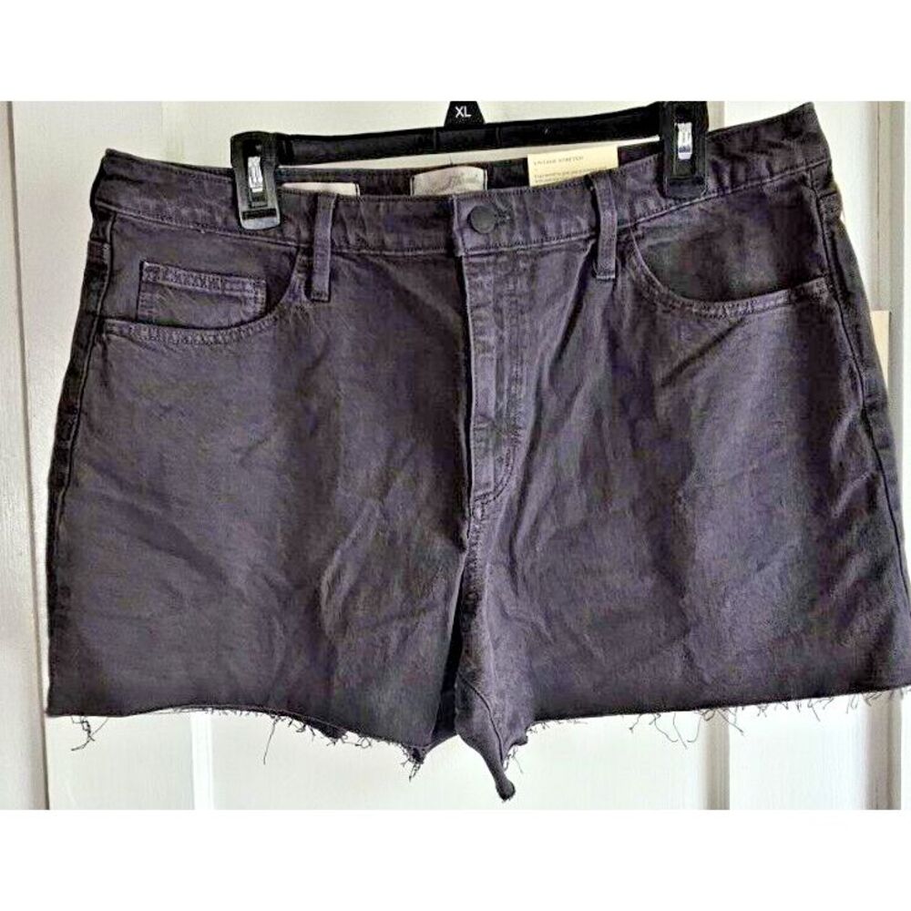 NWT Universal Thread vintage Midi shorts stretch raw hem Sz 16 charcoal gray